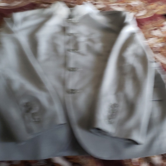 Gray suit jacket - Picture 3 of 3